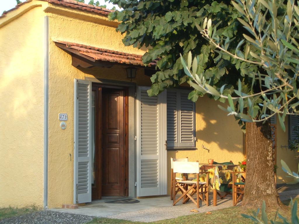 Villa Lazzareschi Case Vacanza Capannori Habitación foto